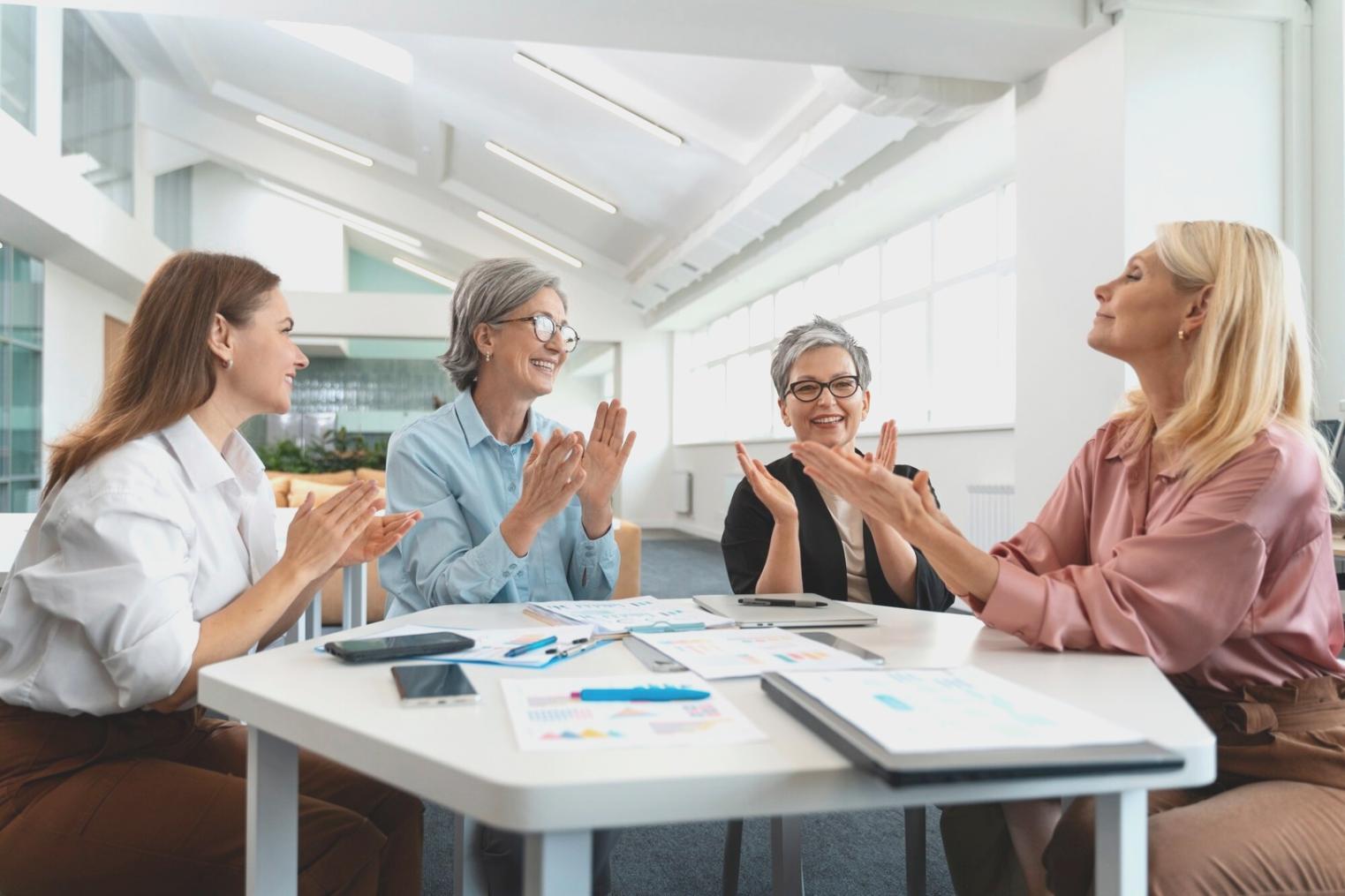 Praktische Finanzbildung im Alltag anwenden